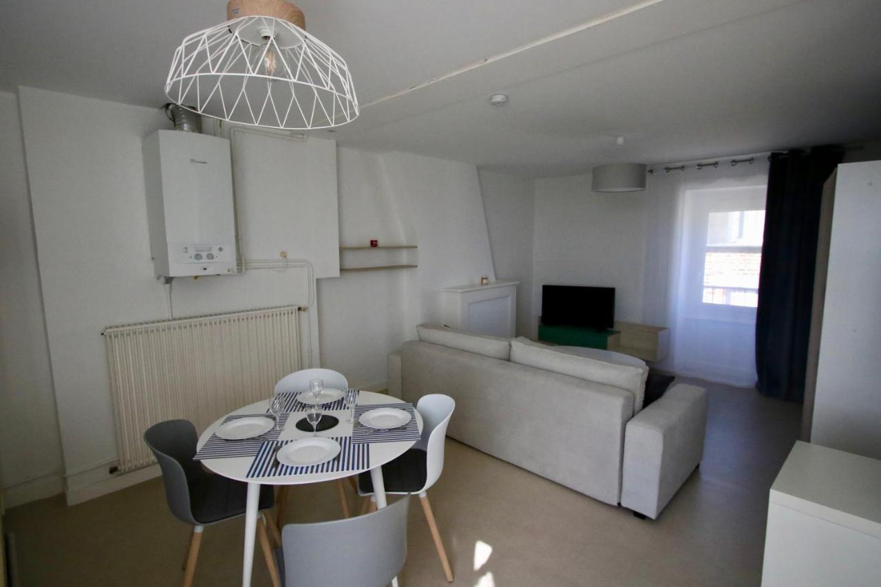 Pipon Apartment Fougeres Exterior photo